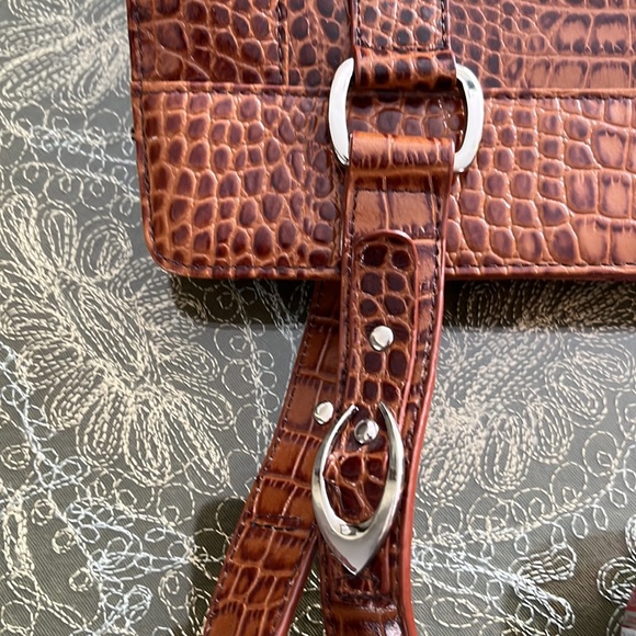 Charlie Lapson embossed handbag, excellent condition - Picture 15 of 15